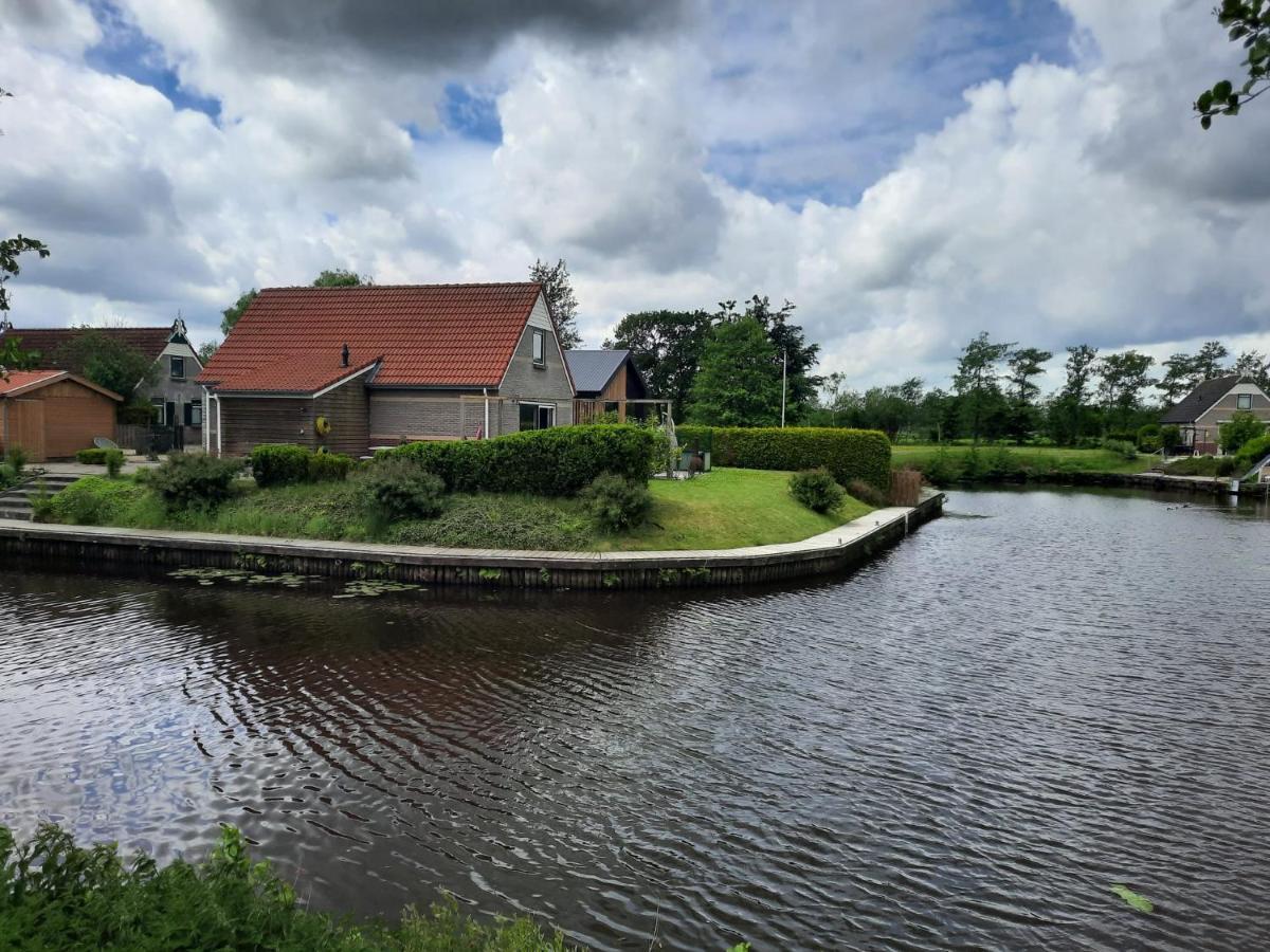 Waterhuis Friesland Oudwoude Esterno foto