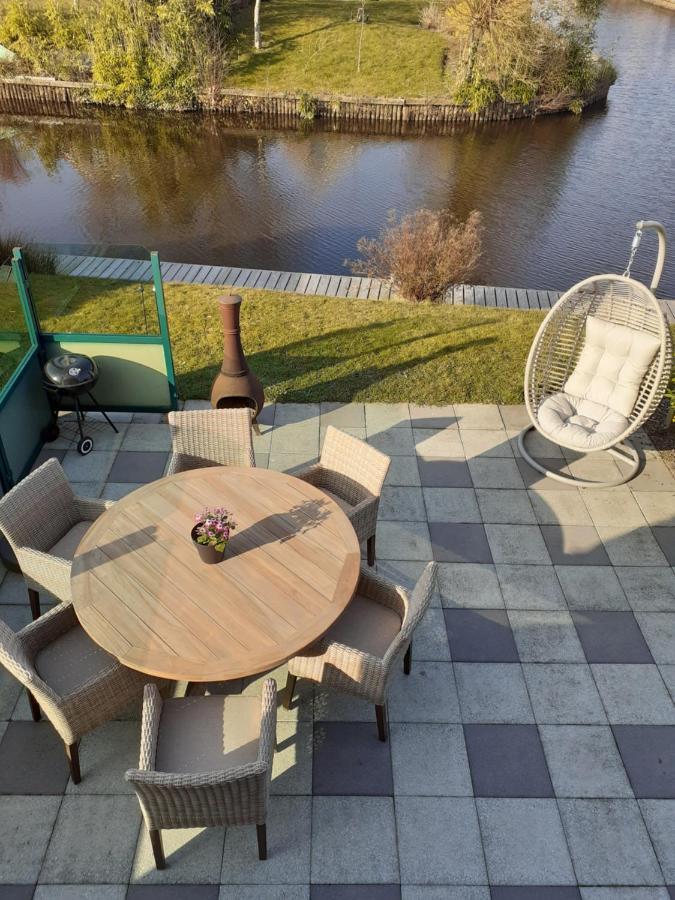 Waterhuis Friesland Oudwoude Esterno foto