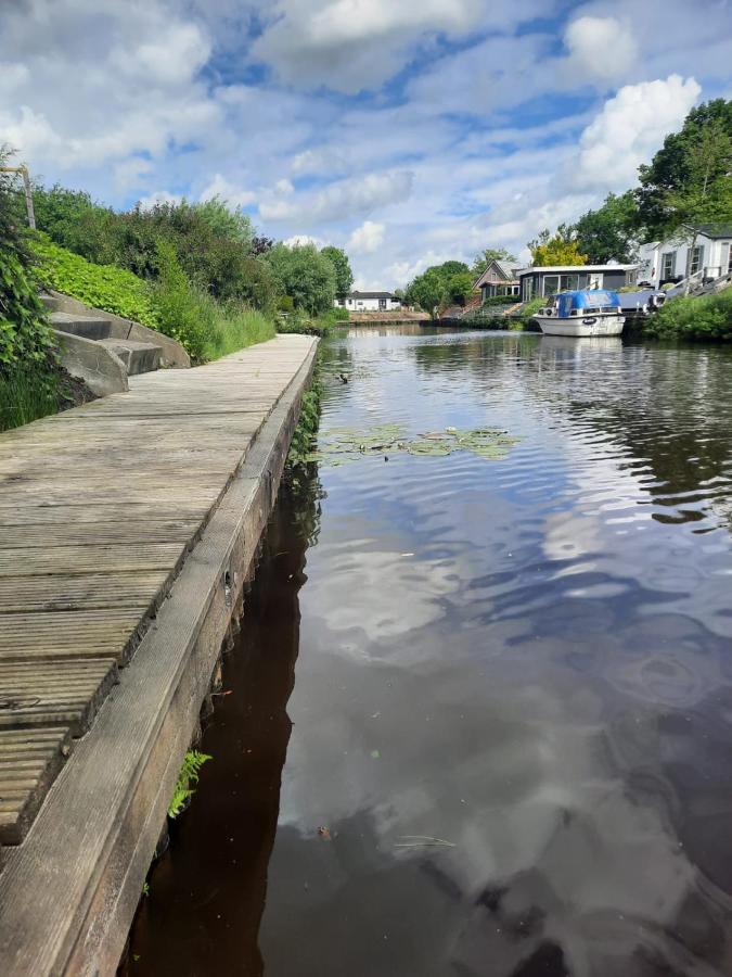Waterhuis Friesland Oudwoude Esterno foto