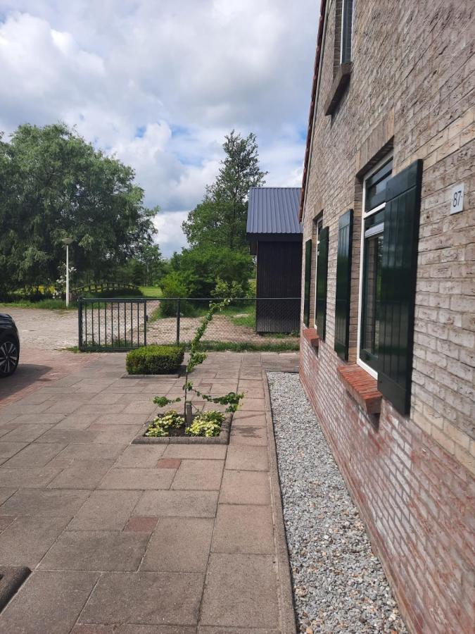 Waterhuis Friesland Oudwoude Esterno foto